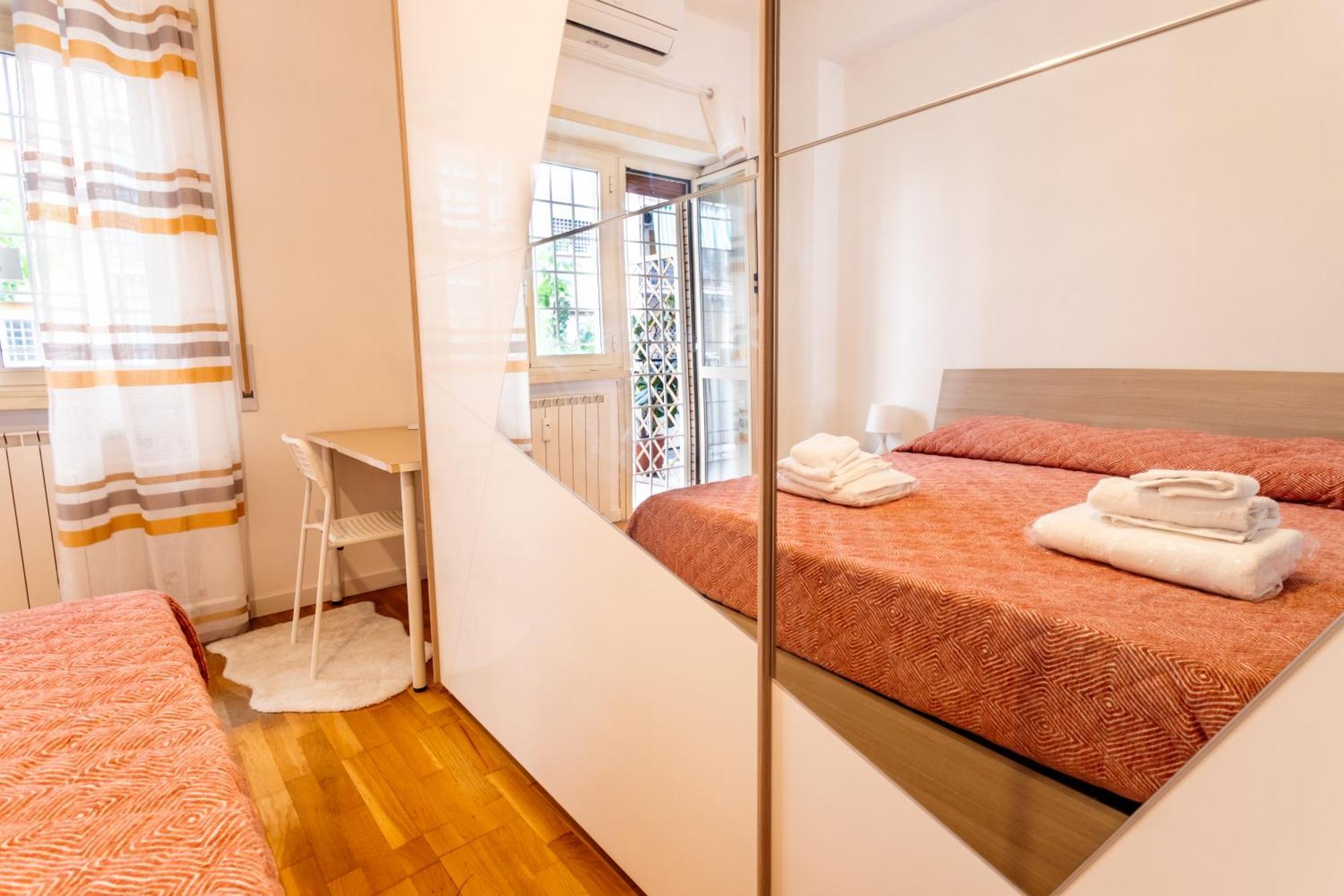 "Marconi Apt With Terrace" 30 Min From Colosseo Eksteriør bilde